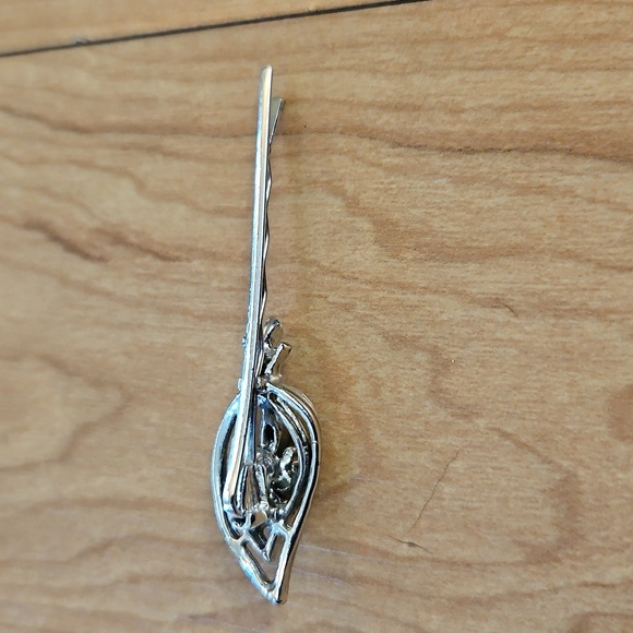 1/$5 or 3/$10 Vintage Rhinestone Silver-toned Metal Hair Pins Accessories - Picture 3 of 10